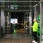 گزارش تصویری جدیدترین فروشگاه اینترنتی مایکروسافت در لندن