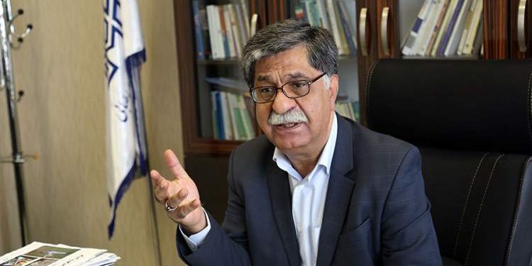 تبلیغات کتاب نمیتواند با قواعد تبلیغات بازرگانی هماهنگ باشد / رسانه ها بدون هزینه کتاب های ناشران را تبلیغ کنند
