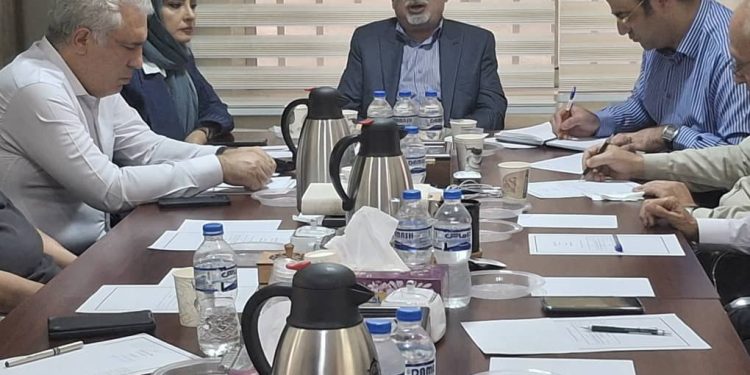 هشتاد و چهارمین جلسه کمیسیون توسعه بنیاد امید ایرانیان با محوریت درسهای جنگ ۱۲ روزه برگزار شد/ا رائه راهکارهای پایدارسازی سیستمهای اقتصاد ملی در دوران جنگ و پسا جنگ